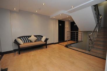 فندق Longonot Place Serviced Apartment