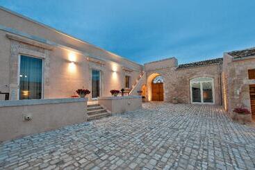 فندق Stacci Rural Resort