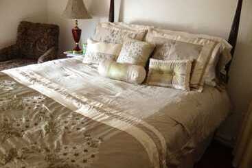 B&b At Mallard Bay