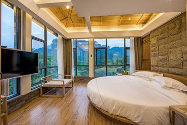 تختخواب و صبحانه Wuyishan Old Street Hill Lodge