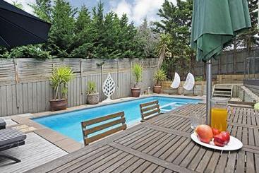 דירות לתיירים Corfu Sorrento