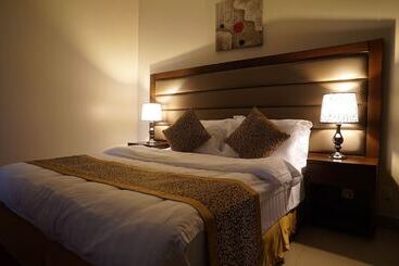 هتل Diamond Suites