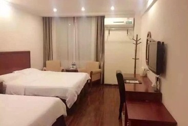 בית מלון כפרי Greentree Inn Chizhou Guichi District South Changjiang Road Express