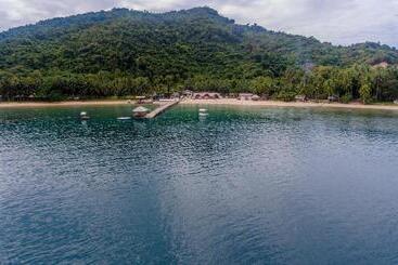 ホテル Pangulatan Beach Resort