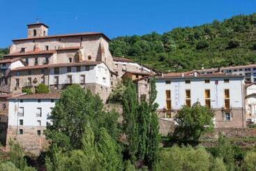 هتل Posada Hoyos De Iregua