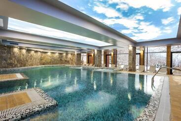 בית מלון כפרי Rilets Resort & Spa