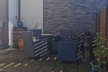 민박 Saracens House