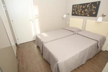 مسافرخانه Linate Residence
