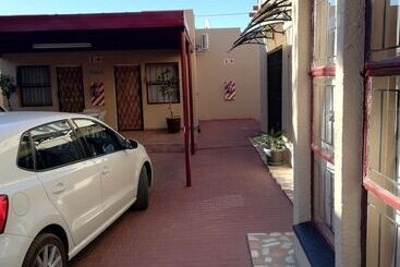 여관 Sentlhaga Guest House