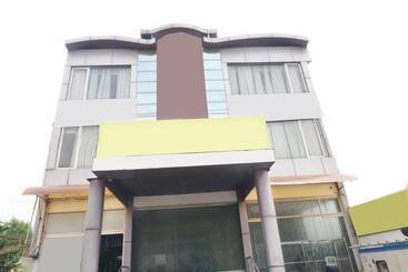 בית מלון כפרי Staywell