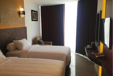 The Azana Hotel Airport Semarang