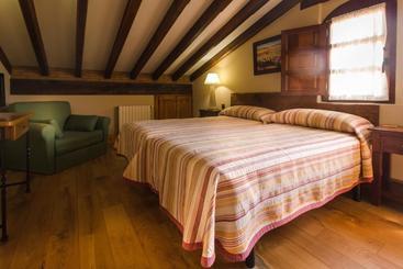 مسافرخانه Posada La Aldea