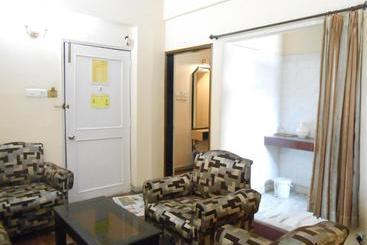 Отель Akash Deep