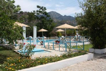 Palmiye Hotel & Marina