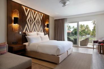 هتل Nadi Bay Resort And Spa Fiji