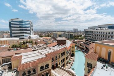 ホテル Reddoorz Premium @ Venice Luxury Bgc 2