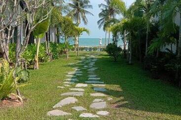 Hotel Tungtong Beach Villas