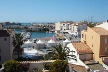 בית מלון כפרי Agathea Studio 2 Pers