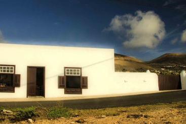 Casa Los Olivos - Macher