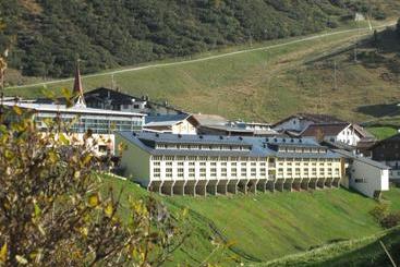 Ferienwohnungen Broser - Obergurgl