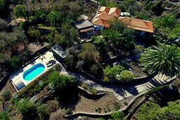 ツーリストアパートメント Feriendomizil Finca Tijarafe Mit Beheiztem, Abdeckbarem Pool