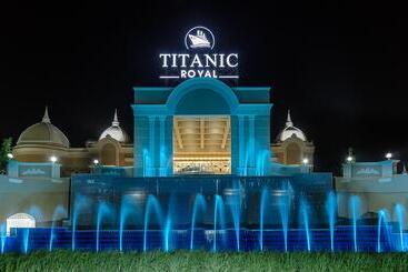 فندق Titanic Royal Families And Couples Only