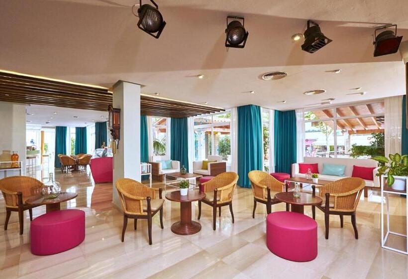 Cabot Cap de Mar Hotel & Spa