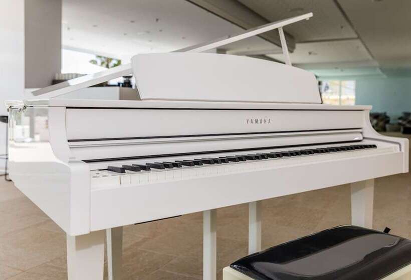 Отель Talayot - Adults Only