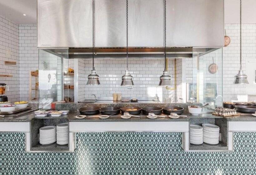 Ferrer Concord Hotel & Spa