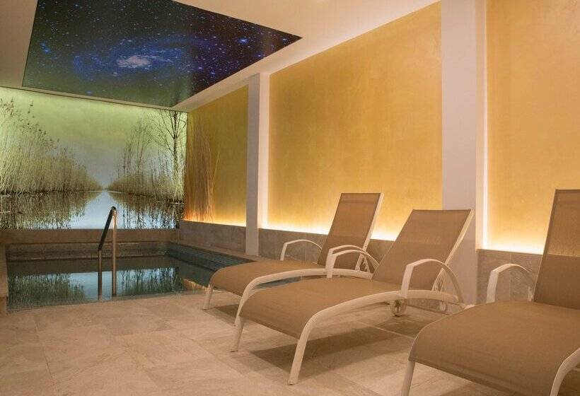 Ferrer Janeiro Hotel & Spa