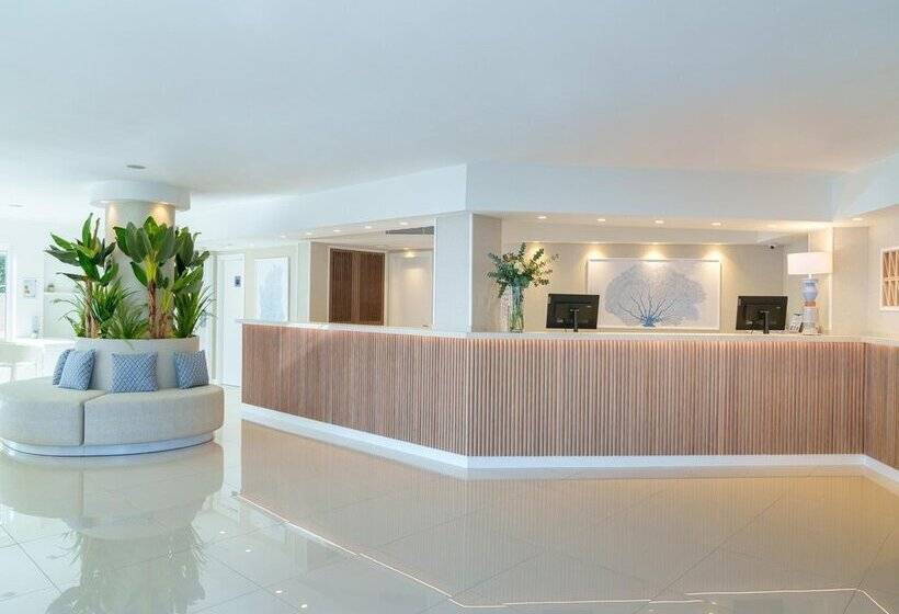 Ferrer Janeiro Hotel & Spa