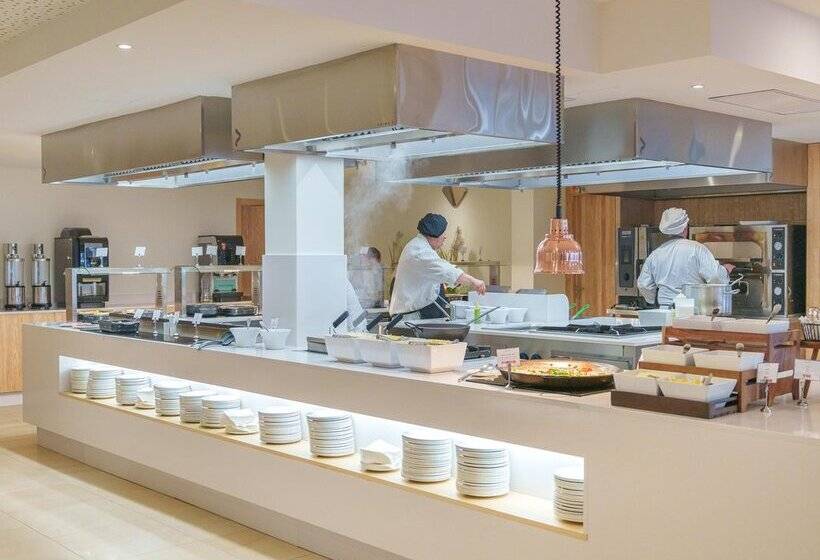 Ferrer Janeiro Hotel & Spa