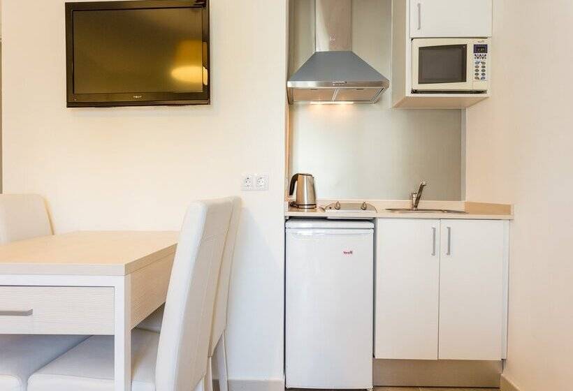 Ferrer Janeiro Hotel & Spa