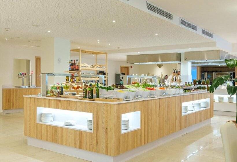 Ferrer Janeiro Hotel & Spa