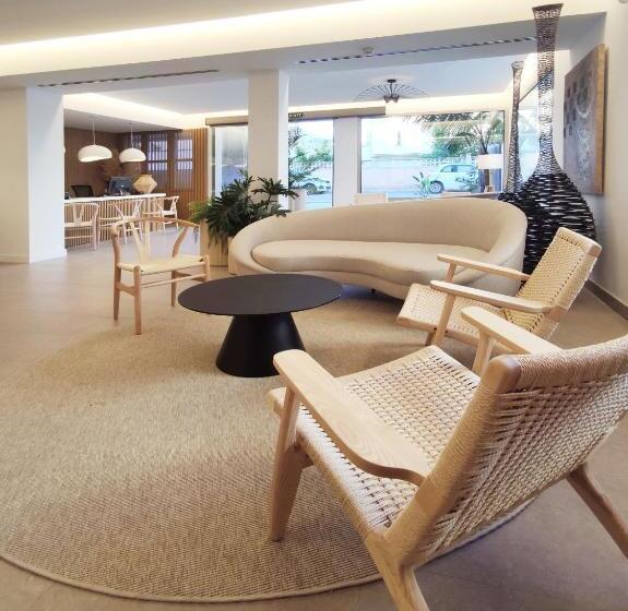 Flacalco Hotel & Apartments