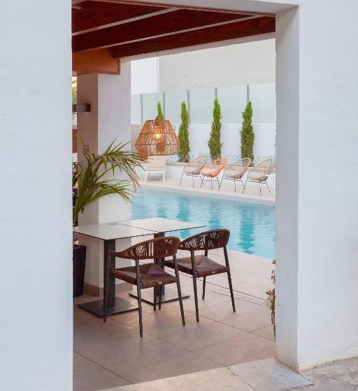 Flacalco Hotel & Apartments