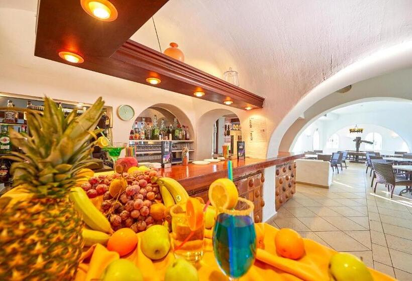 Gavimar Cala Gran Hotel And Apartments