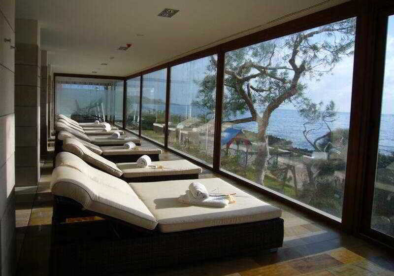 Grupotel Aguait Resort & Spa   Adults Only