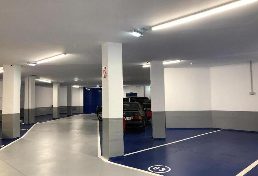 هتل La Serrana, Antiguo 40 Nudos