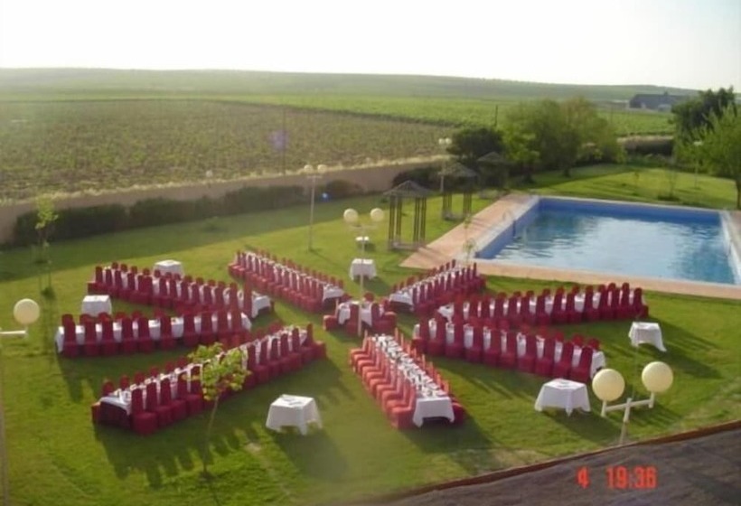 בית מלון כפרי Acosta Vetonia