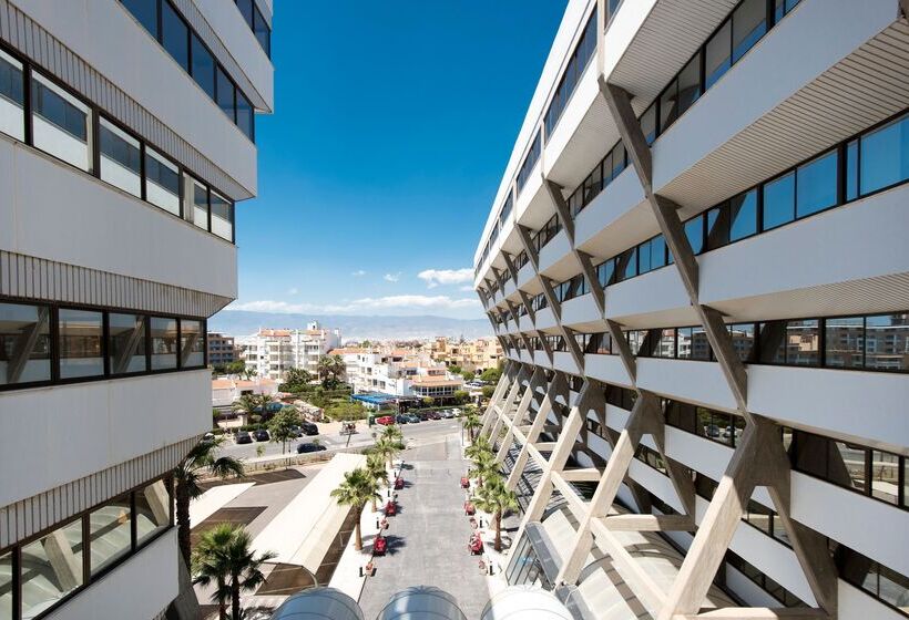 هتل Alua Golf Trinidad