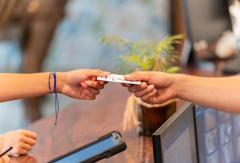 酒店 Amic Horizonte