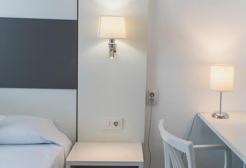 ホテル Amic Miraflores