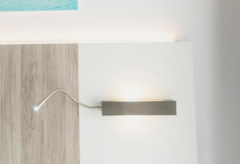 ホテル Amic Miraflores