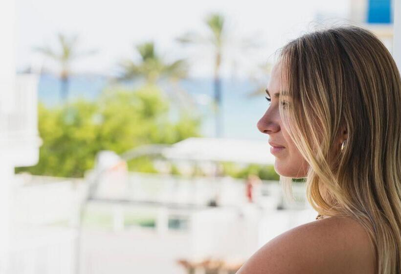 ホテル Amic Miraflores