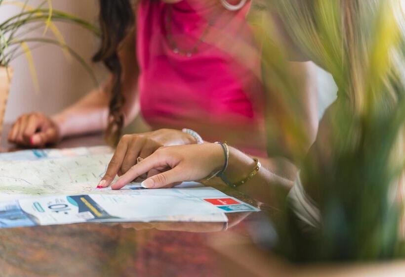 ホテル Amic Miraflores