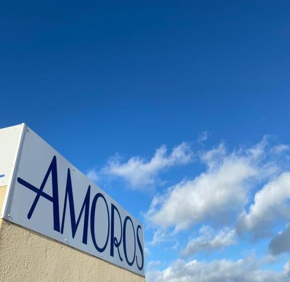 Отель Amoros