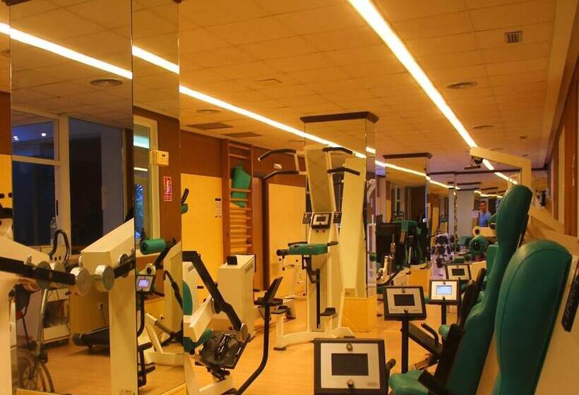 酒店 AR Roca Esmeralda & Spa