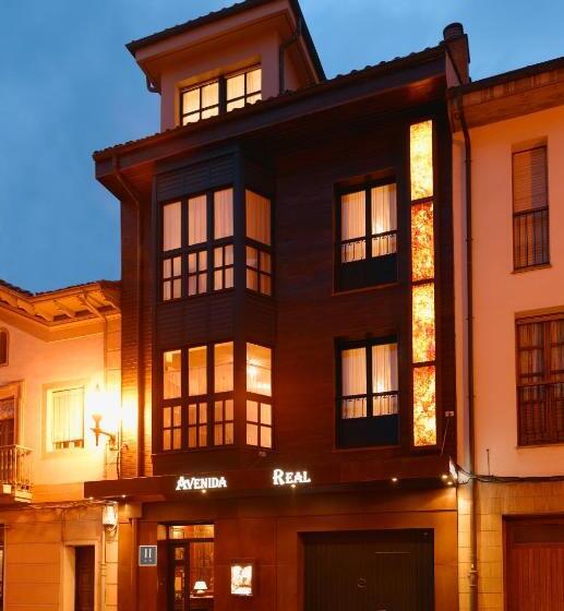 هتل Avenida Real