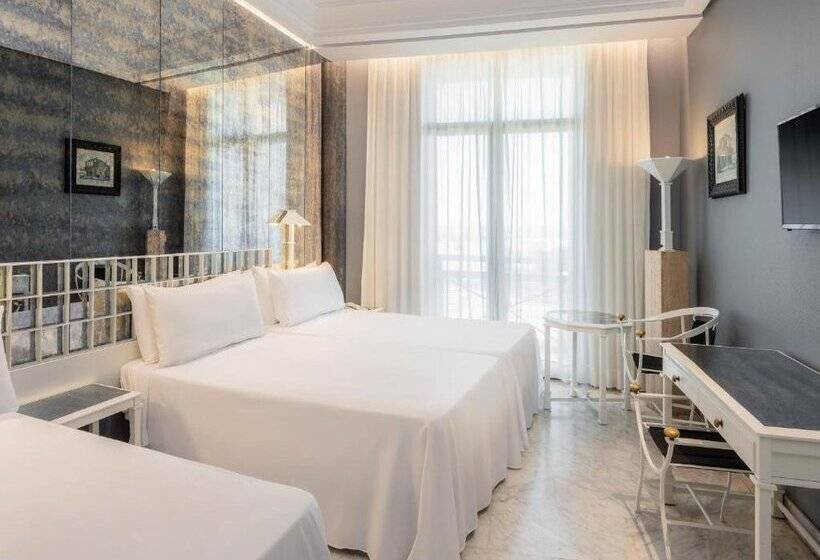 هتل AZZ Merida Medea